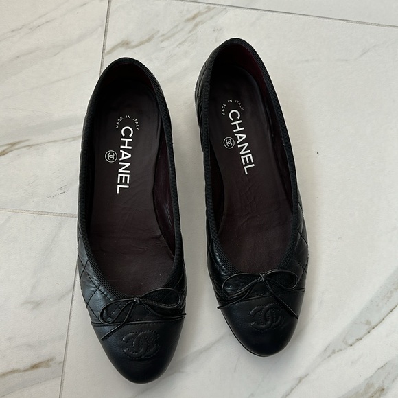 Chanel Classic Quilted Cap Toe Ballerina Flat - Picture 9 of 12